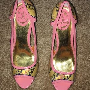 Vintage Baby Phat pump